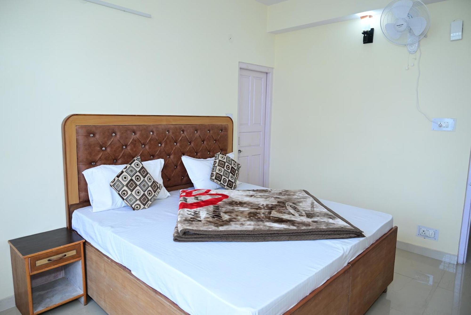 Krishna B&B Near Mall Road Shimla Exterior foto